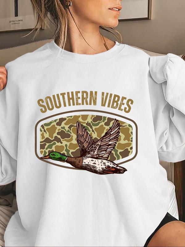Women's Camo Duck & Letter Print Drop Shoulder Sweatshirt, Casual Long Sleeve Round Neck Pullover for Fall & Winter, Women's Clothes for Daily Wear