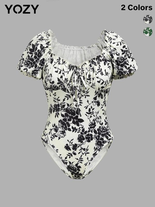 YOZY [3 colors] Ditsy Floral Print Frill Trim Puff Sleeve Bodysuit  Elegant Sweetheart Neck Short Sleeve Snap Button Crotch Bodysuit, 2024 Women's Summer Outfits for Daily Wear