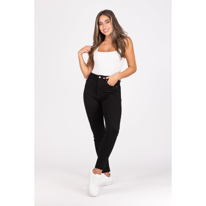 Untouchable from Judy Blue: High-Rise Tummy Control Skinny Fit Denim