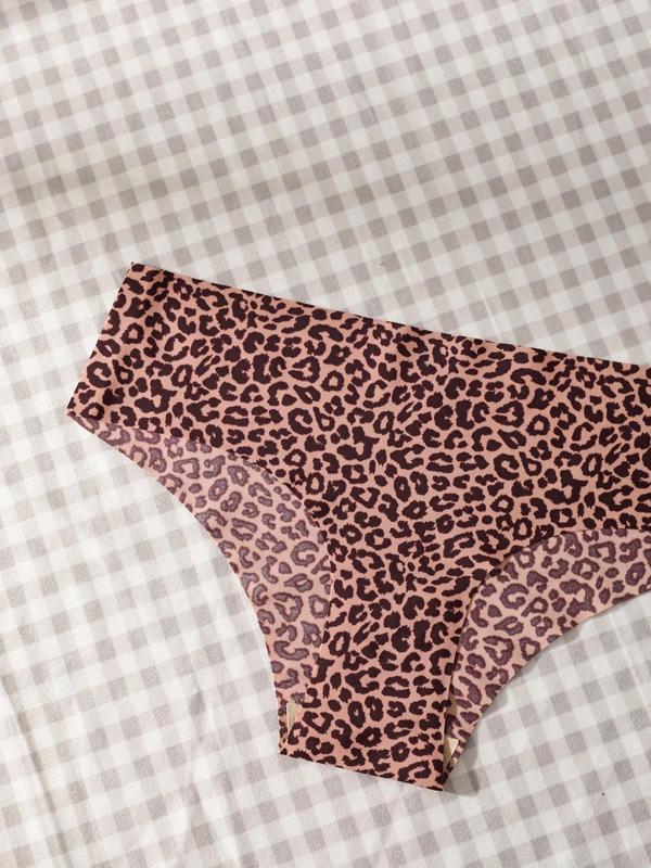 Women's 5pcs Solid Color & Leopard Print Seamless Panties, Casual Soft Comfy Breathable Knicker for Daily Wear, Underwear for All Seasons