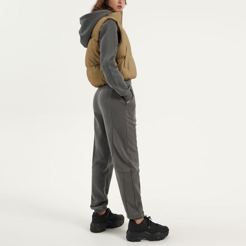 LianLive Women‘s Cropped Puffer Vest Zip Up Stand Collar Lightweight Sleeveless Padded Gilet with Pockets Women's Cropped