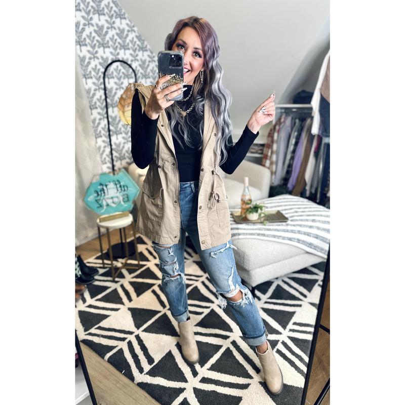 JUST ONE OF THE GIRLZZ • RISEN HI RISE GIRLFRIEND JEANS