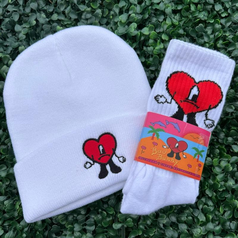 Benito beanie and socks