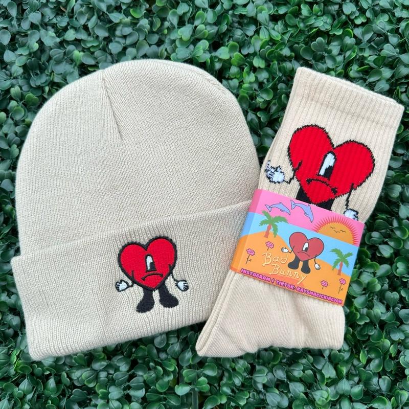 Benito beanie and socks
