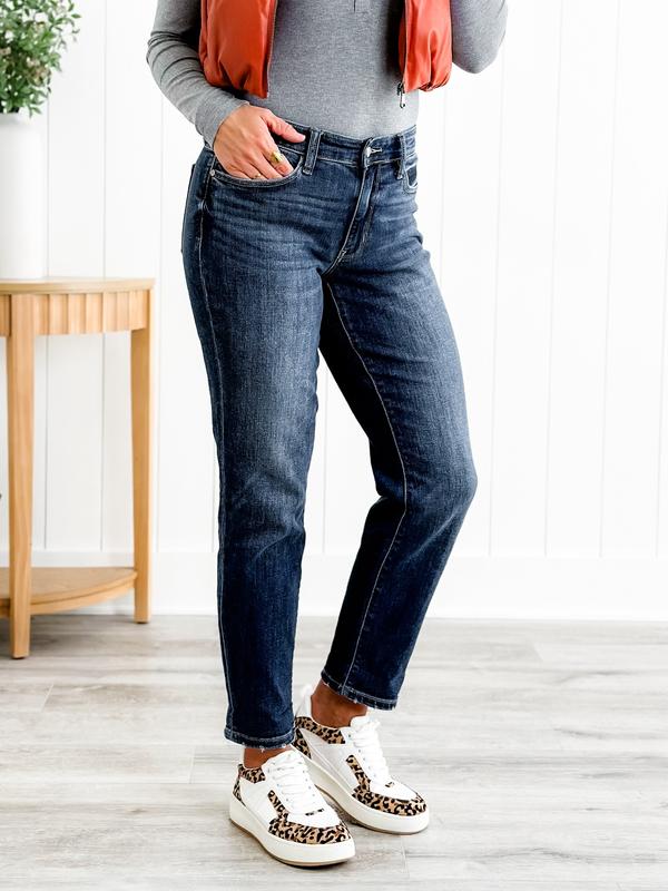 Judy Blue My Favorite Boyfriend Mid Rise Dark Wash Non Distressed Cuffed Boyfriend Jeans