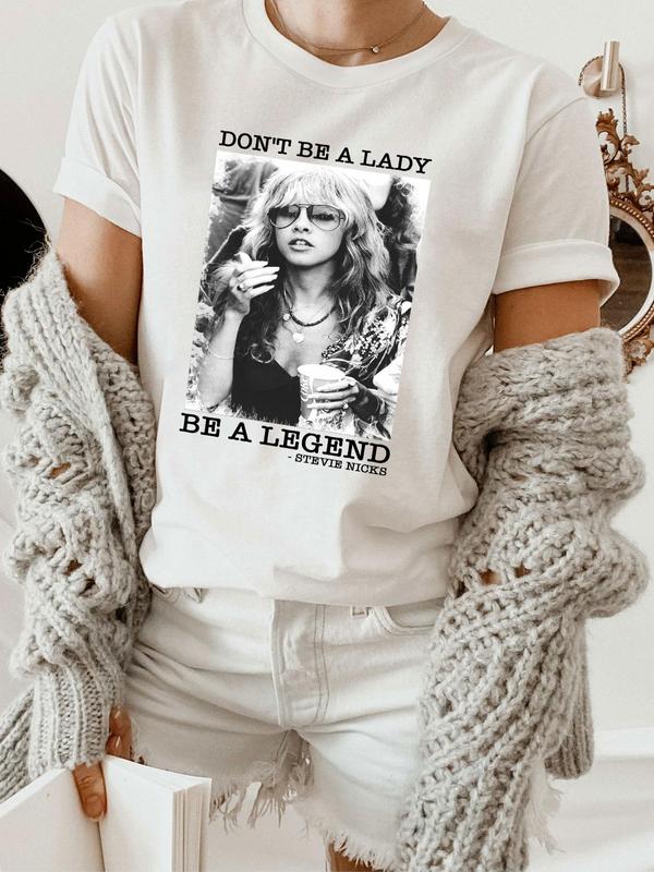 Women's Letter & Figure Print Round Neck Graphic Tee, Vintage Trendy Casual Short Sleeve T-shirt for Daily Wear, Ladies All Seasons Outfit,  90s Clothes