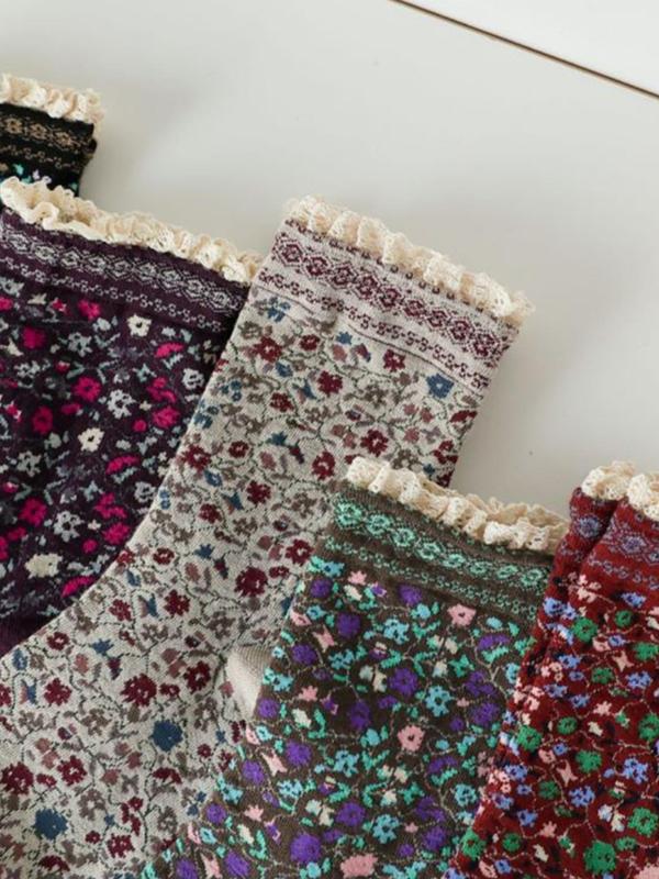 Women's 5 Pairs Ditsy Floral Print Contrast Lace Crew Socks, Fashion Casual Cozy Socks for Daily Outdoor Wear, Women Socks for All Seasons