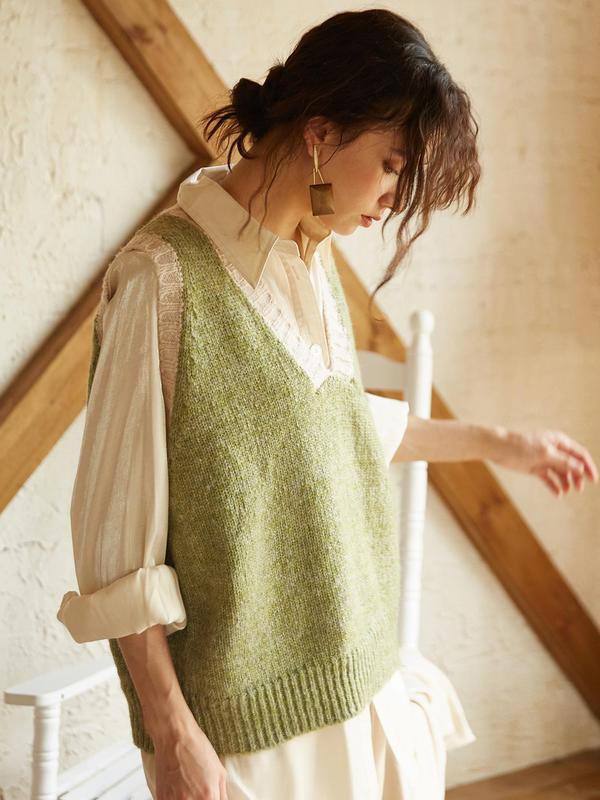 Women's Random Patchwork Print V Neck Sweater Vest, Casual Sleeveless Jumper Vest for Fall & Winter, Fashion Ladies' Knitwear for Daily Wear