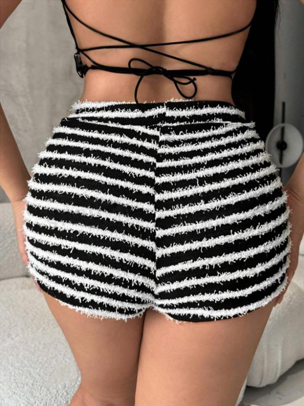 Women's Fuzzy Striped Print High Waist Shorts, Casual Comfy Skinny Shorts for Daily Wear, Ladies Bottoms for Summer