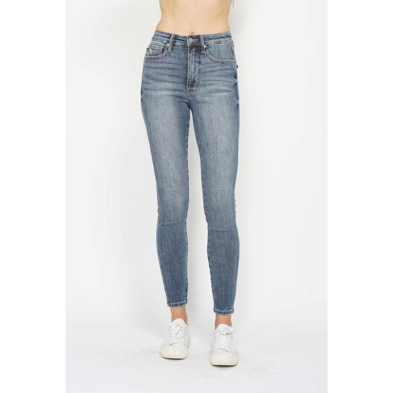 Judy Blue Full Size Tummy Control Contrast Wash Skinny Jeans Casual Womenswear