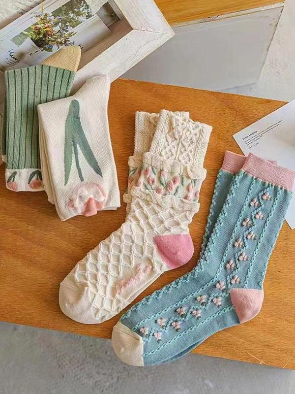 Women's 4 Pairs Floral Jacquard Crew Socks, Multipack Cute Casual Moisture Wicking Socks, Soft Comfy Breathable Socks For All Seasons Daily Wear