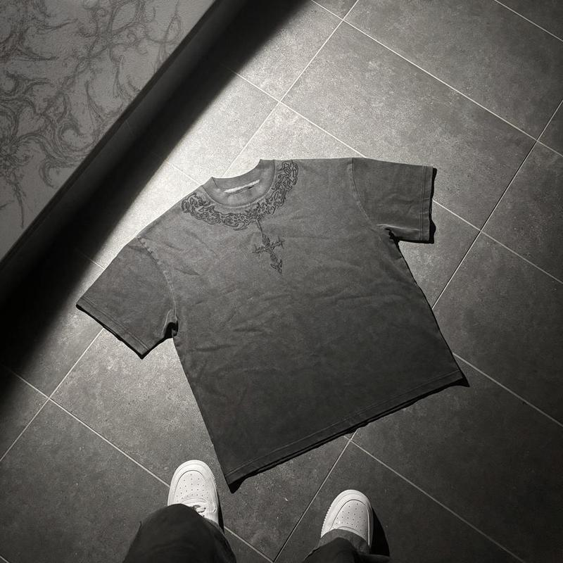 Arctic Cross Tee Washed Embroidered T-shirt for Men and Women, Suitable for Summer Fashion Wear