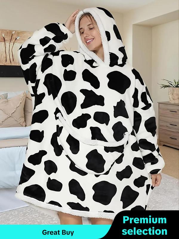  Women's Cow Print Plush Hooded Robe, Cute Pocket Long Sleeve Warm Hooded Pullover Robe, Ladies' TV Blanket Cold-proof Home Clothing Loungewear