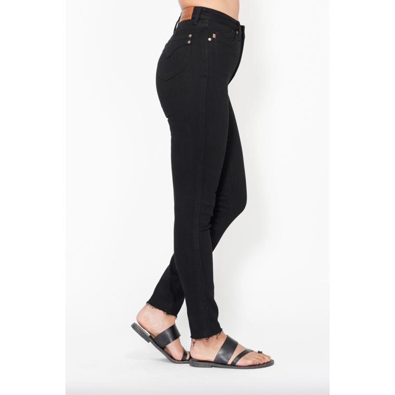Judy Blue Tummy Control Shield Pocket Skinnies - Black