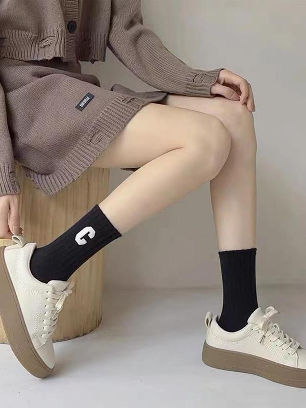 Women's 5 Pairs Letter Patched Crew Socks, Casual Soft Comfy Breathable Socks for Daily Outdoor Wear, Women Socks for All Seasons