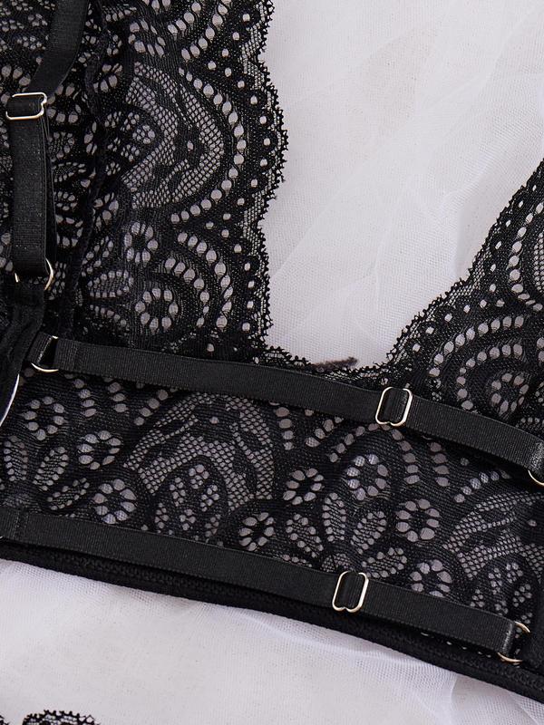 Women's Floral Lace Cut Out Sheer Sexy Lingerie Set, Adjustable Strap Scallop Trim Bra & Crotchless Panty Set, Fashion Romantic Women's Underwear Set for All Seasons