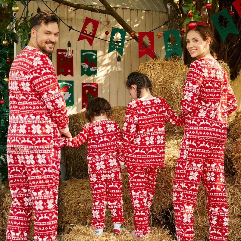 PatPat Christmas Family Matching Long-sleeve Allover Deer & Snowflake Print Red Thickened Polar Fleece Pajamas Sets